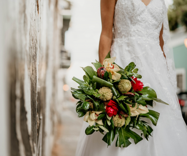 Boutonniere Tropical - Image 3