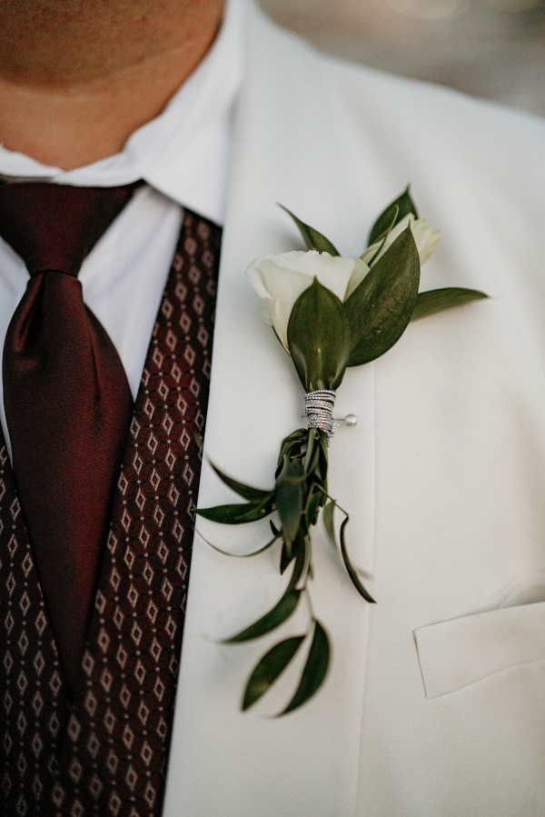Boutonniere Plateado